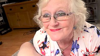 Granny in Hard sex Cock sucking and Doggie style