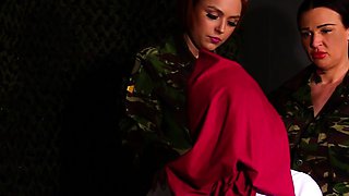 Cruel CFNM militar babes ballsucking