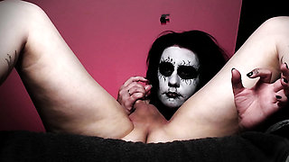 Black Metal Goth Deepthroats so Good That She Gets Two Throatpies