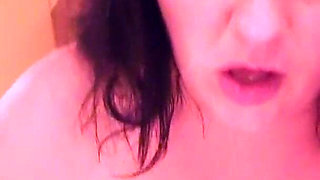 Tattooed bbw Paige London seducing dick in pov