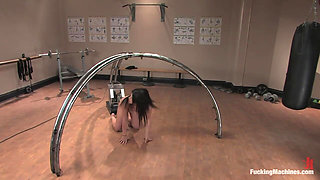 Pilates Instructor - Elyse Stretches for the Machines