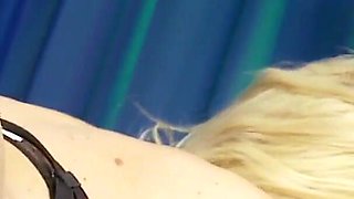 New girl tries out wide pussy at nightclub