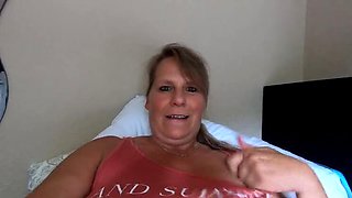SweetSusi Licking Solo Masturbation German Amateur MILF BBW Homemade