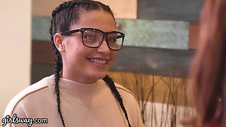 Girlsway shy geek tempted by the in demand chicks from school