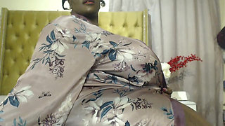 Horny SSBBW Moaning Fetish and Vibrator Tease