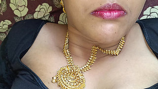 Blue saree housewife jerry red cute lips