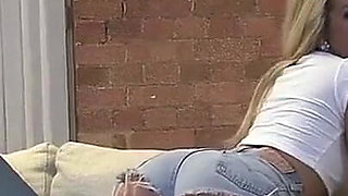 Tillie Feather - Blonde British Striptease