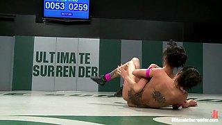 Amazing featherweights battle it out to see who the baddest girl under 100lbs is. Loser is fucked!