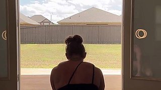 Stretch with Simone Steele
