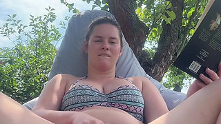 I Like to Read a Book While Lying in the Sun