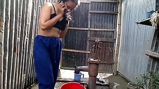 Bangladeshi Village Teen 18yo Bathroom Boobs Show - Homemade Desi Girl