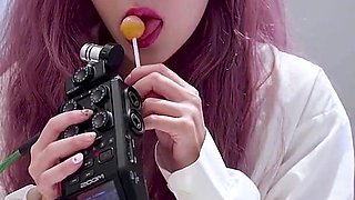 Webcam girl Juijui from Taiwan does some fun asmr shows naked
