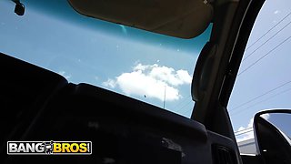 Bangbros - Amiee Cambridge boards the nail bus and takes a kinky cock ride and a dirty facial cumshot