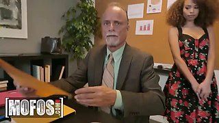 Mofos - boss’ daughter Cecilia Lion takes it deep in missionary in the office and gets a enormous facial cumshot