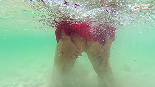 910 in Pantyhose Under Water