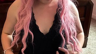 Sexy hottie Anetta Keys enjoys a solo toy masturbation