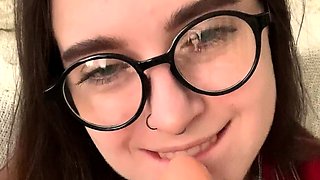 Lovely Amateur teen brunette masturbating outdoor