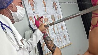 Student takes admission exam at gynecologist!