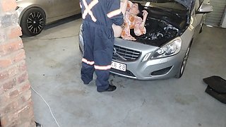 I M Mechanic That Service Cars and Women