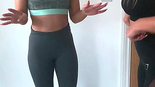 amateur amali2015 flashing ass on live webcam