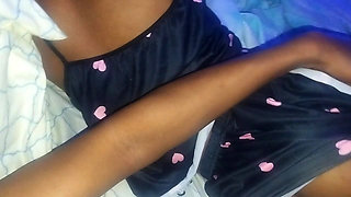 Daddy fuck me please! Climbing in bed with daddy and rubbing my ass on his bbc