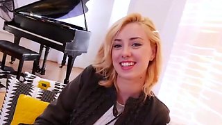 Smoking hot blonde is ready to do porn
