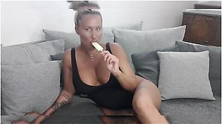 Summer Edition With Milf Cristina Cielo Masturbating With Icecream