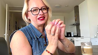 Long Nails Tapping Fetish Asmr