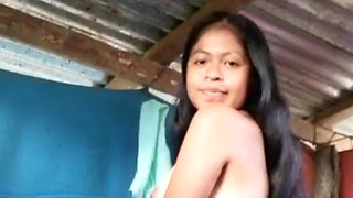 My Girlfriend Sends Me a Delicious Video Bathing