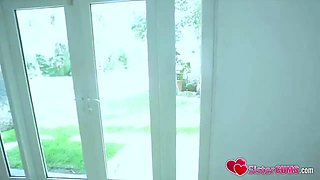 Grinding on Glamour Stepsister