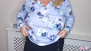 Cheating BBW Aunt Shows Off Her Hairy Pussy and Big Natural Tits in Homemade Video