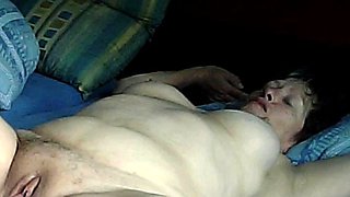 MILF Masturbating a Very Hot Erotic Clitoris