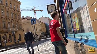 Hunt4k. urlaub auf meinem schwanz