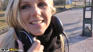 Blonde chick strips naked on the roof