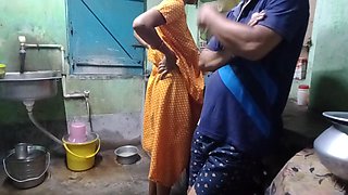 Indian Wife Wants Hubby To Penetrate Her Pussy in Kitchen xlx