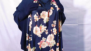 Muslim Hijabi Beautiful Housewife Fucking with Neighbor - With Clear Hindi Audio