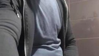 Ajx he masturbates in the bathroom and calls his wife: Handjob, Fansly  Cumshot Porn