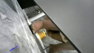 Horny fat arab housewife fingered on amateur hidden cam