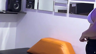 I Never Imagined That My Girlfriend Would Prepare a Surprise for Me Like This: the Most Provocative and Sexy Dance I've Ever