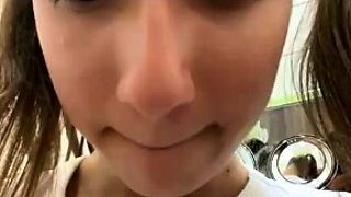 Russian camwhore Baravisha in a mall, toilet