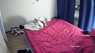 Amateur fucking while on hidden cam