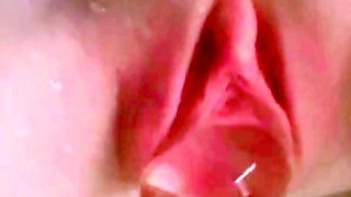 Watch me playin my virgin pussy daddy