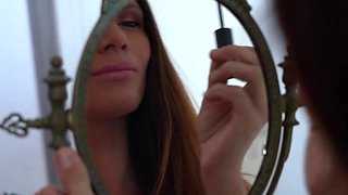 The Gypsy takes care of Lylou - Jacquie et Michel TV