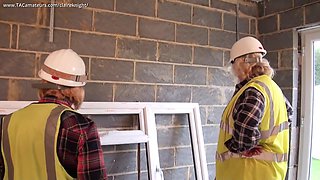 Builders Wives More Interested In Fucking Than Building - ClaireKnight