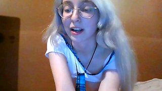 Sexy Amateur 18 Blond Teen First Time Webcam