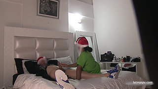 Tocaculos fucks his little helper part 2