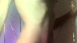 Amateur homemade teen facial after a great jerk