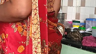 House Wife Suck Neighbour in Kitchen When Husband Not There in Home