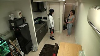 Pretty Japanese bitch in great amateur porn