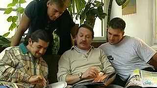 Self-help group of pantyhose fucker freaks out